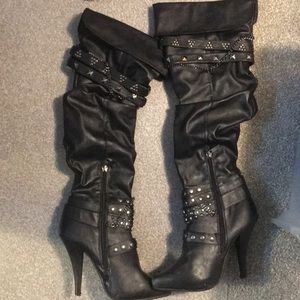 Anne Michelle boots “cougar”.